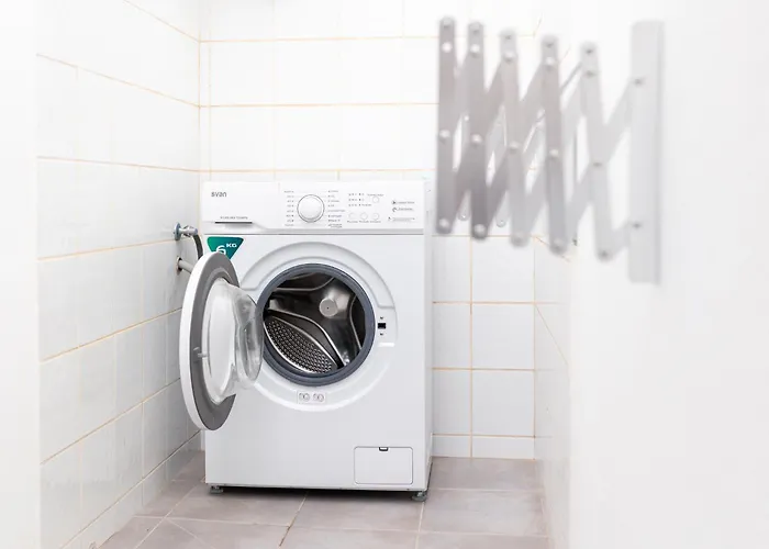 1d- Rocinante Apartments, *